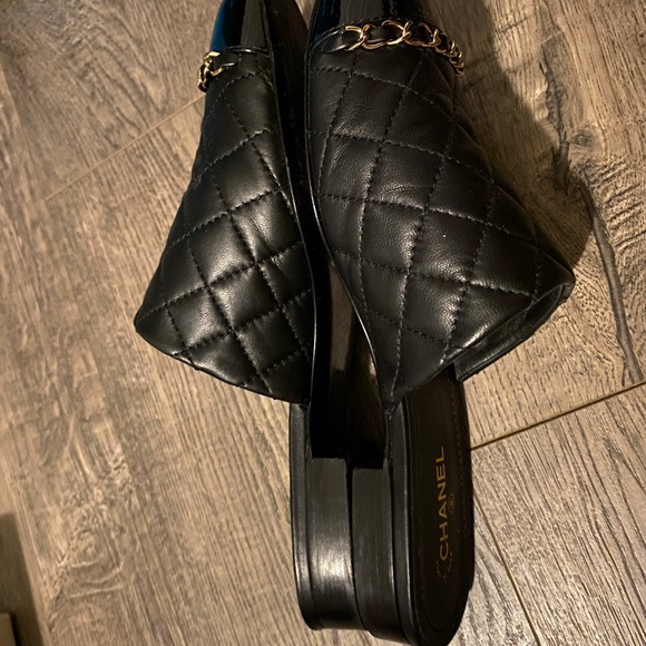 Chanel Slip On Loafers 👞 - Picture 6 of 10